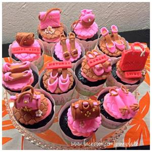 designer bags and shoes cupcakes